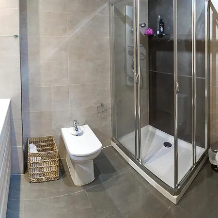 Sakura Homes Torre De Hercules 4 Plazas A Coruña Zewnętrze zdjęcie